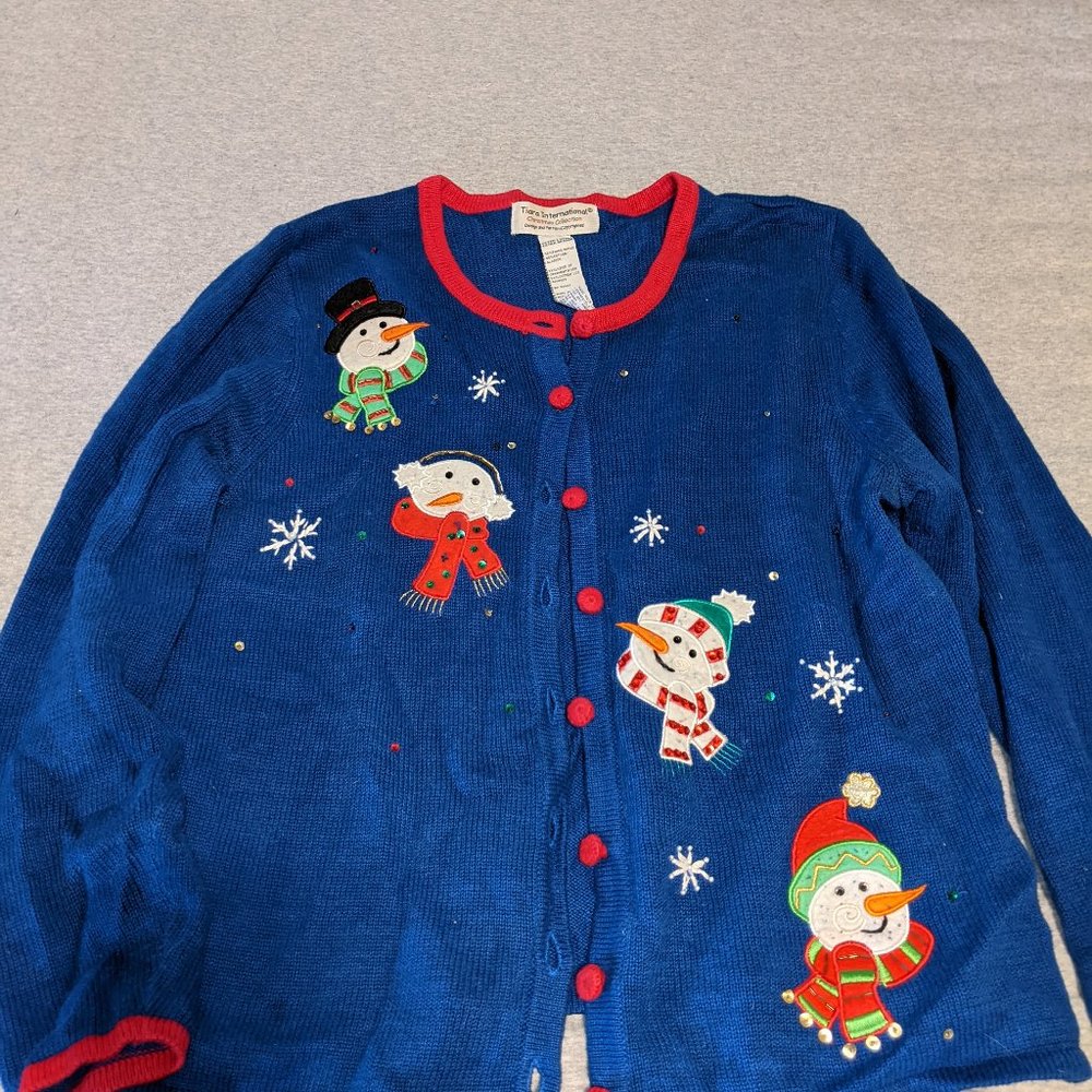 Snow way you can pass on this sweater